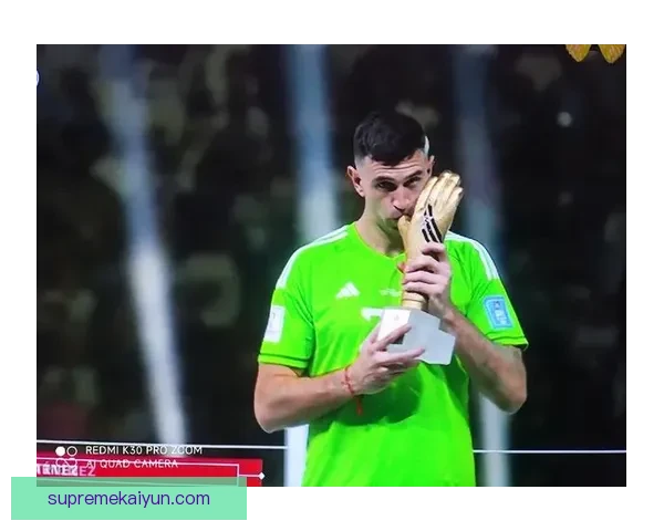 马丁内斯本赛季扑点球表现稳健，神技频现引关注期待